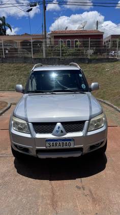 MITSUBISHI PAJERO TR4 2.0 4X2 16V 140CV FLEX 4P AUTOMÁTICO MITSUBISHI PAJERO TR4 2.0 4X2 16V 140CV FLEX 4P AUTOMÁTICO